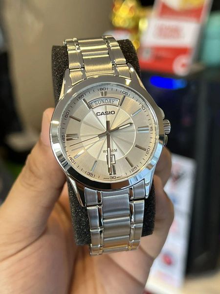 Чоловічий годинник CASIO MTP-1381D-7A Data Day з сріблястим циферблатом 104180154 фото