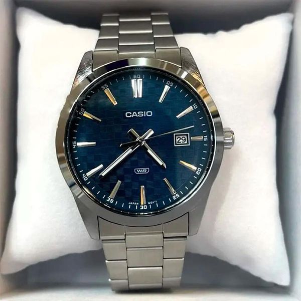 Чоловічий годинник CASIO MTP-VD03D-2A2 класичний сріблястий з шахматним циферблатом 106530885 фото
