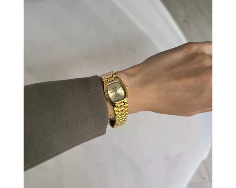 Жіночий годинник CASIO LTP-1169N-9A прямокутні золотистого кольору 107288000 фото