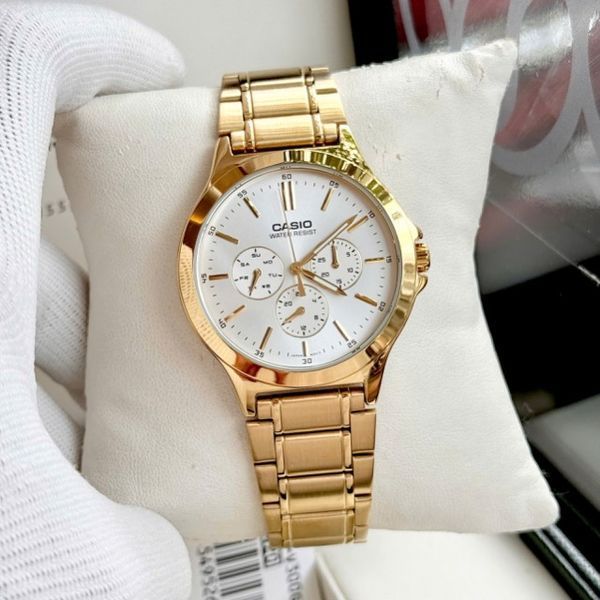 Мужские часы CASIO MTP-V300G-7AUDF классические золотистые с хронографом и белым циферблатом MTP-V300G-7AUDF фото