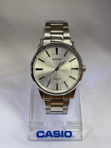 Чоловічий годинник CASIO MTP-1303D-7AVEF сріблястий з сріблястим циферблатом 104180411 фото