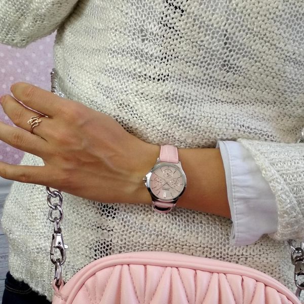 Жіночий годинник CASIO LTP-V300L-4A з хронографом на шкіряному ремінці 113882107 фото