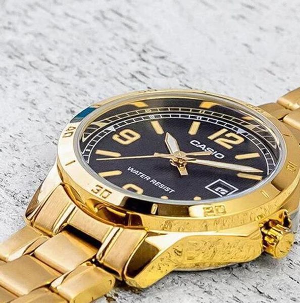 Чоловічий годинник CASIO MTP-V004G-1BUDF золотисті з цифрами та датою 104523756 фото