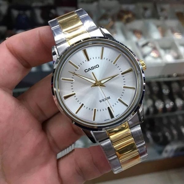 Чоловічий годинник CASIO MTP-1303SG-7AVEF комбінований з сріблястим циферблатом MTP-1303SG-7AVEF фото