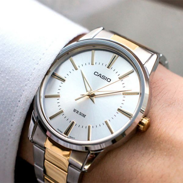 Чоловічий годинник CASIO MTP-1303SG-7AVEF комбінований з сріблястим циферблатом MTP-1303SG-7AVEF фото