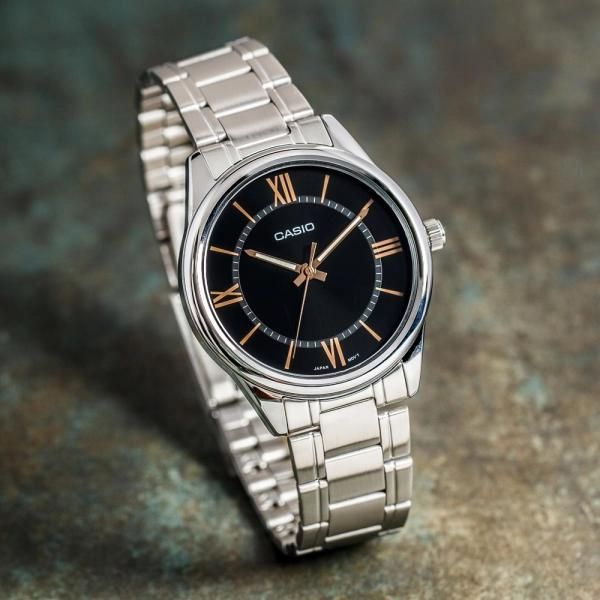 Чоловічий годинник CASIO MTP-V005D-1B5 сріблясті з чорним циферблатом 104524169 фото