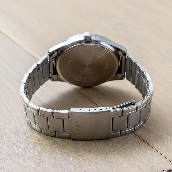 Чоловічий годинник CASIO MTP-V005D-1B5 сріблясті з чорним циферблатом 104524169 фото