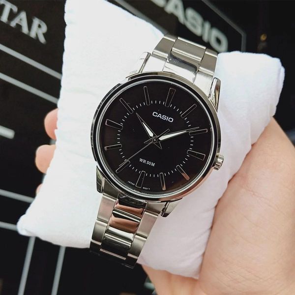 Женские часы CASIO LTP-1303D-1AVDF серебристые с черным циферблатом 104831481 фото