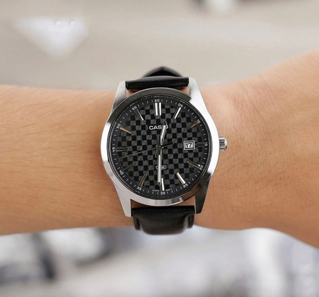 Мужские часы CASIO MTP-VD03L-1A на кожаном ремешке черный циферблат MTP-VD03L-1A фото