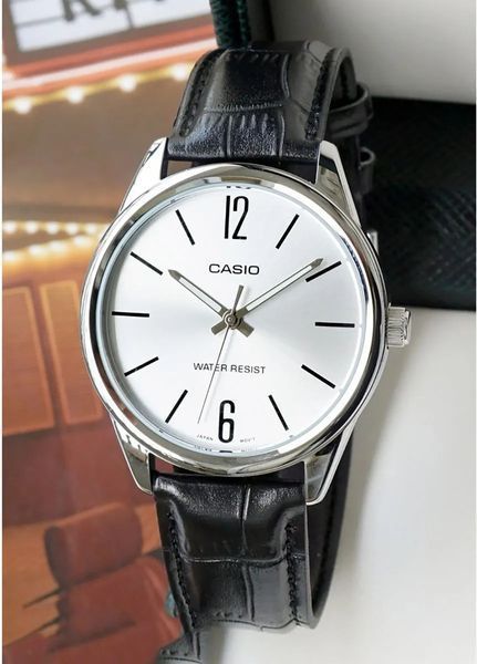 Чоловічий годинник CASIO MTP-V005L-7B MTP-V005L-7B фото
