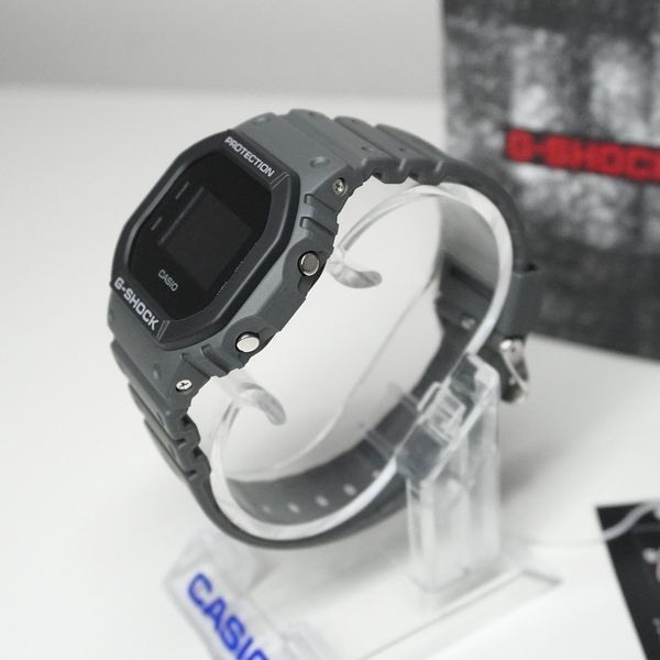 Чоловічий годинник CASIO G-Shock DW-5610UU-8 DW-5610UU-8 фото