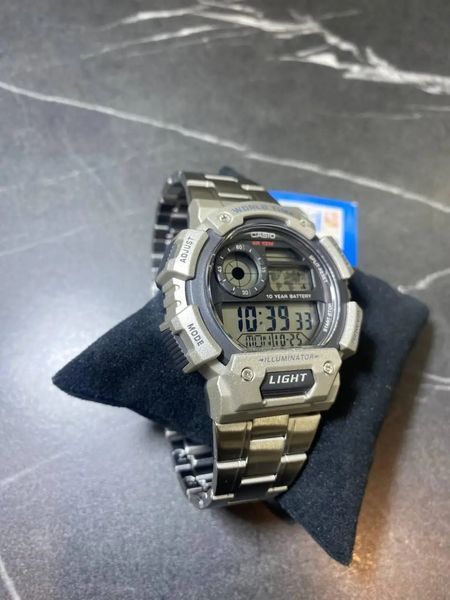 Мужские часы CASIO AE-1400WHD-1AVEF с батареей на 10 лет AE-1400WHD-1AVEF фото