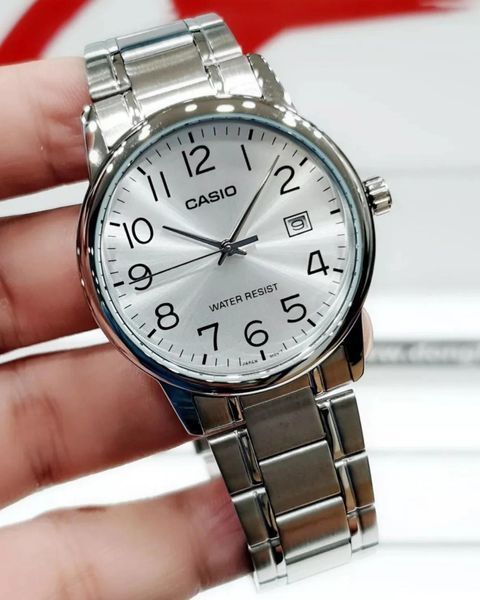 Мужские часы CASIO MTP-V002D-7B серебристые с арабскими цифрами 113882123 фото