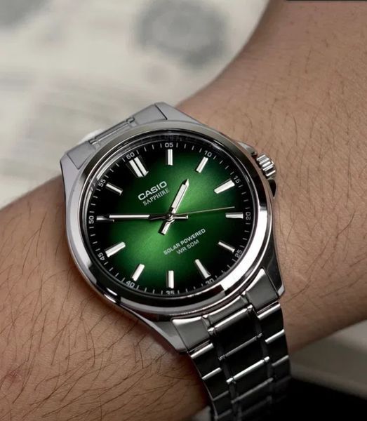 Чоловічий годинник CASIO MTS-RS100D-3A з сапфіровим склом на сонячною батареєю MTS-RS100D-3A фото