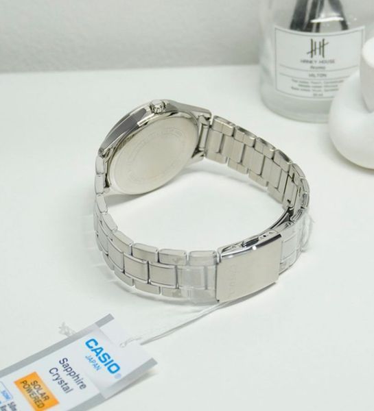 Чоловічий годинник CASIO MTS-RS100D-3A з сапфіровим склом на сонячною батареєю MTS-RS100D-3A фото