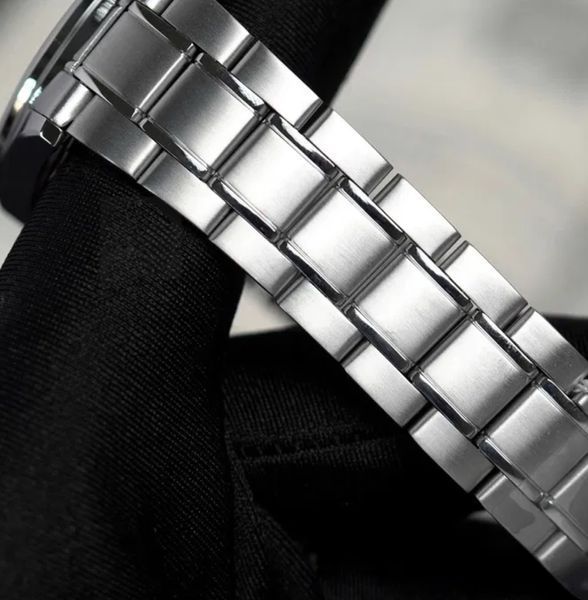 Чоловічий годинник CASIO MTS-RS100D-3A з сапфіровим склом на сонячною батареєю MTS-RS100D-3A фото