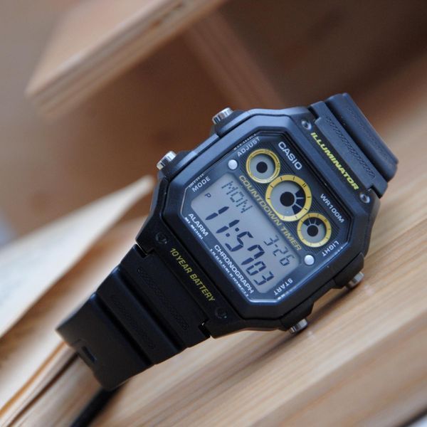 Мужские часы Casio AE-1300WH-1A 113881930 фото