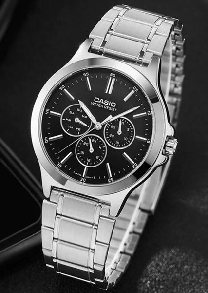 Чоловічий годинник CASIO MTP-V300D-1A класичний сріблястий з хронографом MTP-V300D-1A фото