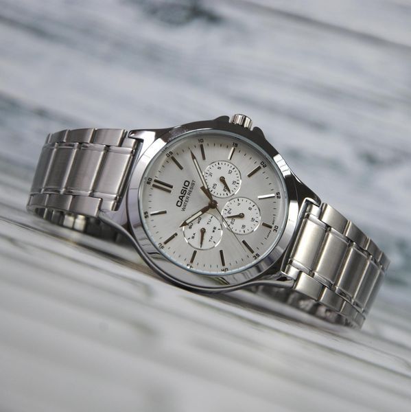 Чоловічий годинник CASIO MTP-V300D-7AUDF класичний сріблястий з хронографом 104066451 фото