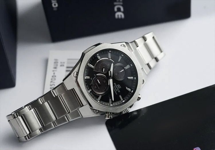 Чоловічий годинник CASIO EDIFICE EFS-S570D-1AUEF EFS-S570D-1AUEF фото