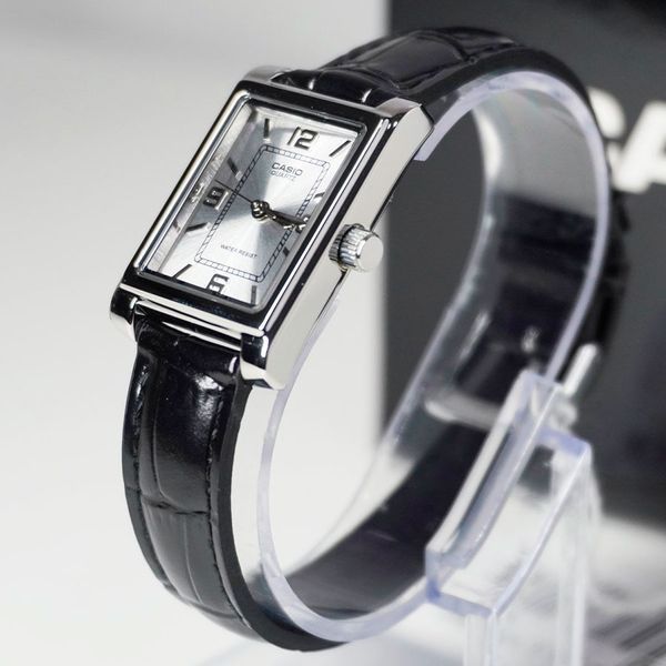 Женские часы CASIO LTP-1234LL-7A серебристые прямоугольные на кожаном ремешке 80003199 фото