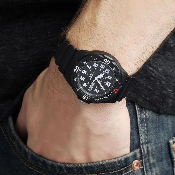 Мужские часы CASIO MRW-200H-1BVDF 104519087 фото