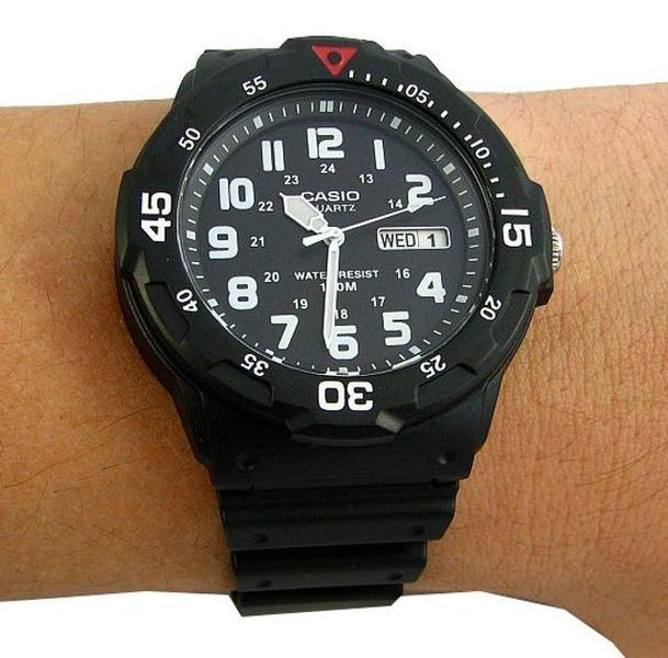 Мужские часы CASIO MRW-200H-1BVDF 104519087 фото
