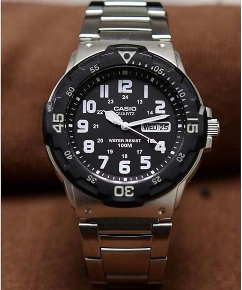 Чоловічий годинник CASIO MRW-200HD-1BVEF 104137473 фото
