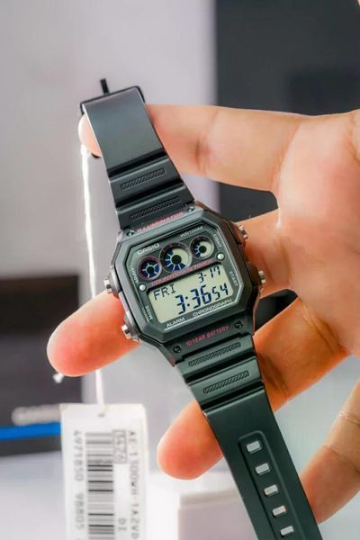 Мужские часы Casio AE-1300WH-1A2 113881921 фото