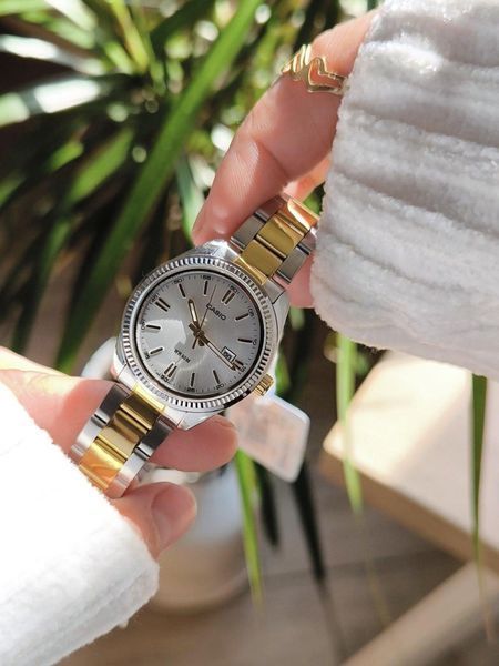 Жіночий годинник CASIO LTP-1302SG-7AVEF сріблястий з білим циферблатом комбінований LTP-1302SG-7AVEF фото